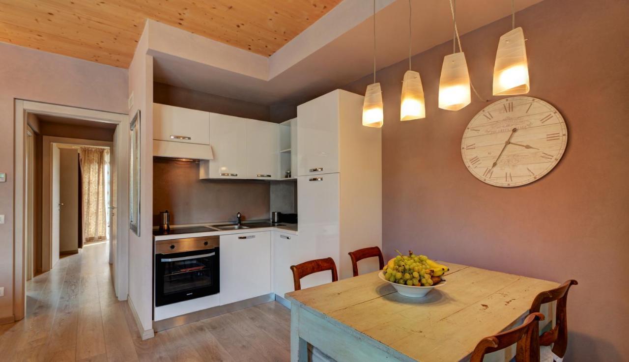 La Rosa Gialla Bio Apartments & Rooms Barolo Luaran gambar