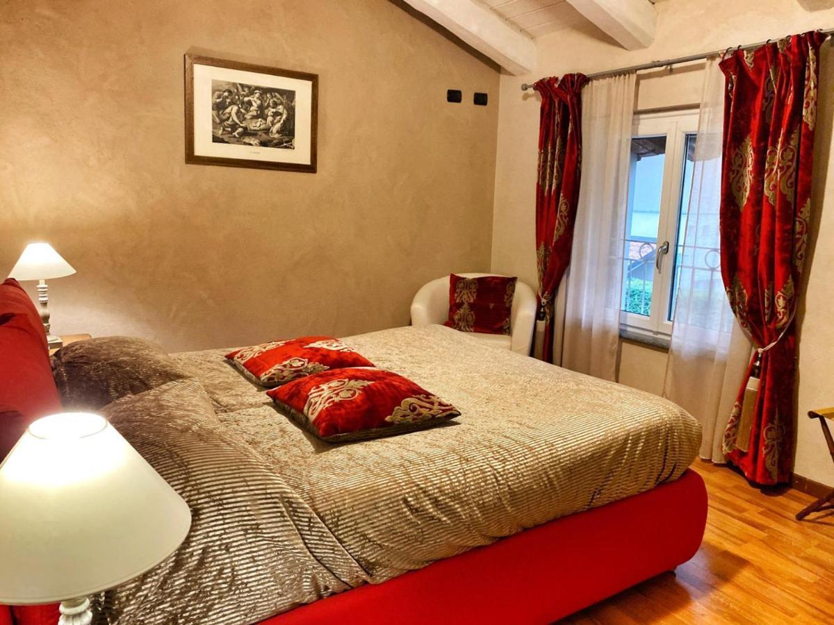La Rosa Gialla Bio Apartments & Rooms Barolo Luaran gambar