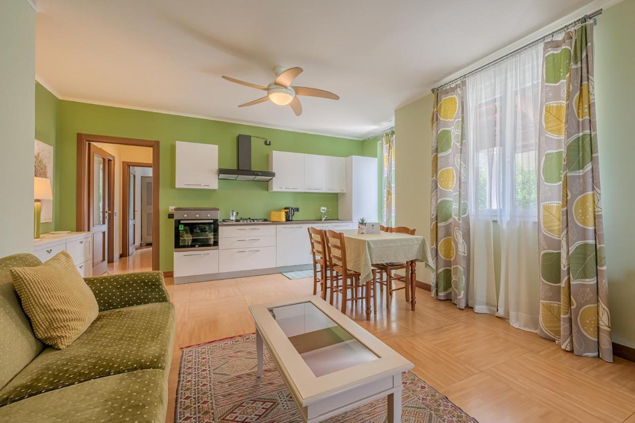 La Rosa Gialla Bio Apartments & Rooms Barolo Luaran gambar