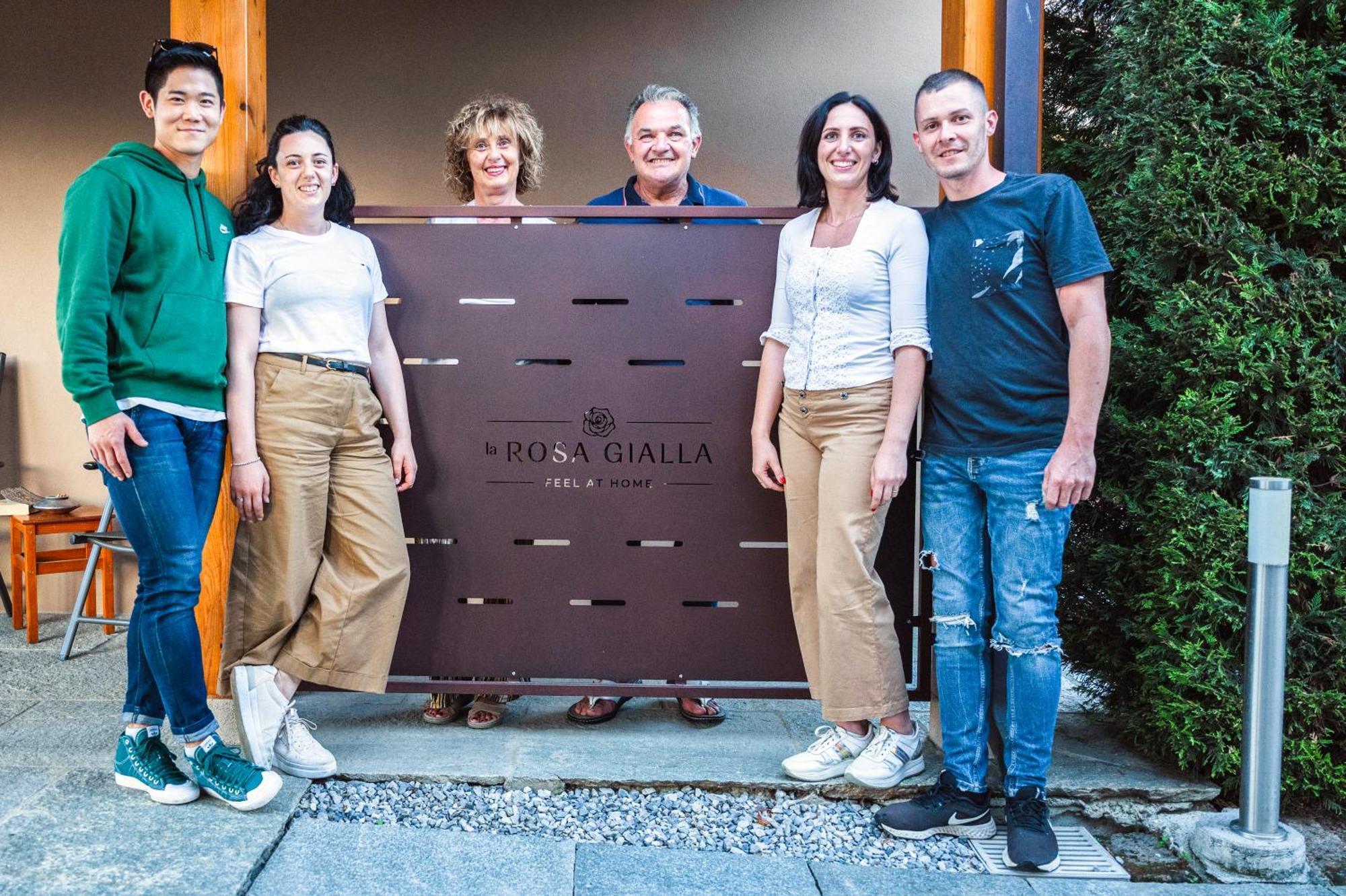 La Rosa Gialla Bio Apartments & Rooms Barolo Luaran gambar