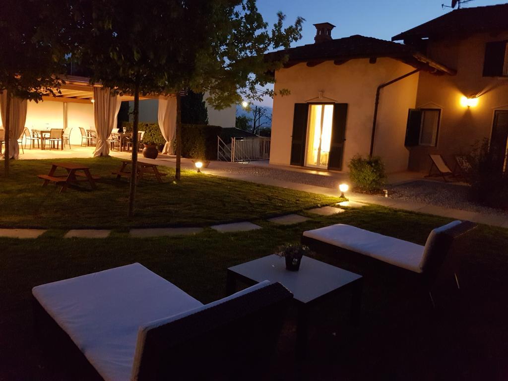 La Rosa Gialla Bio Apartments & Rooms Barolo Luaran gambar